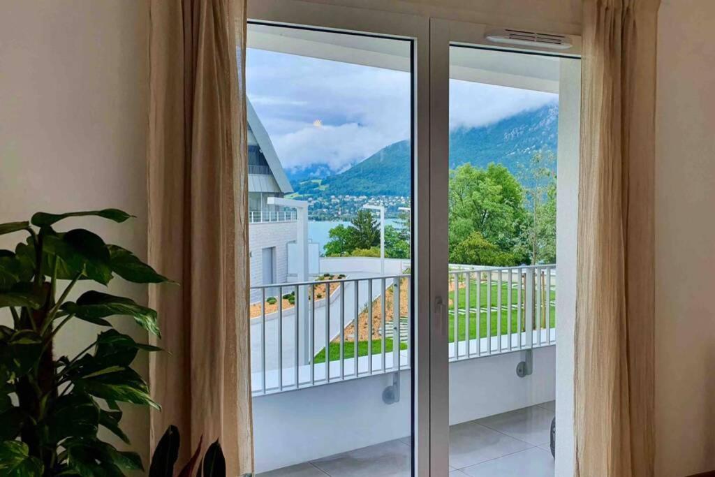 Le Boheme Beau T2 Vue & Montagnes + Garage * Annecy