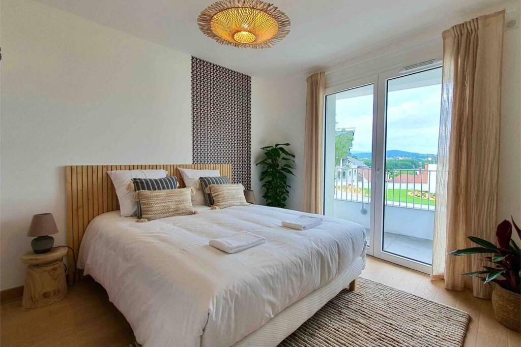 Le Boheme Beau T2 Vue & Montagnes + Garage *