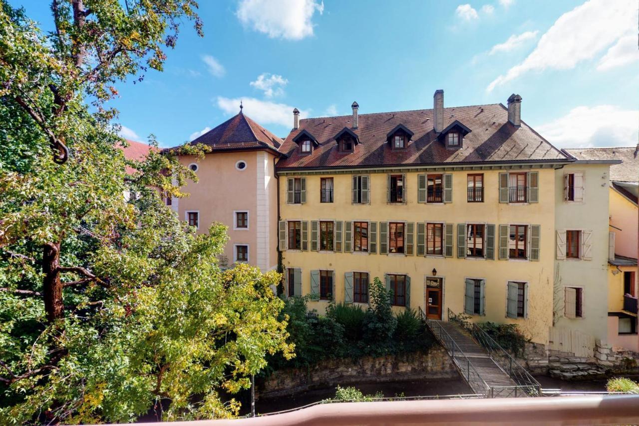 Apartment Le Jean-jacques Rousseau - 2 By The Canal In The Heart Of
