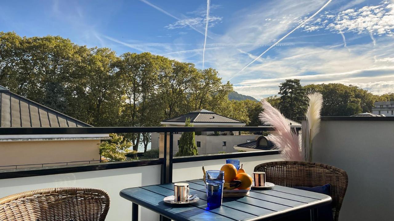 Homey Montaigne - New - A 1 Min A Pied Du D'annecy - 2 Balcons Prives - Avec 2 Chambres - Stationnement Gratuit Toute L'annee Sauf En Ete - Juin A Aout Apartment