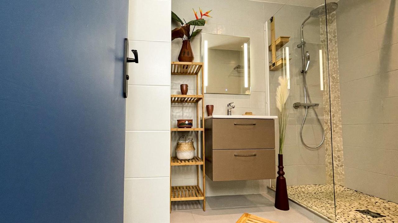 Homey Montaigne - New - A 1 Min A Pied Du D'annecy - 2 Balcons Prives - Avec 2 Chambres - Stationnement Gratuit Toute L'annee Sauf En Ete - Juin A Aout Apartment *
