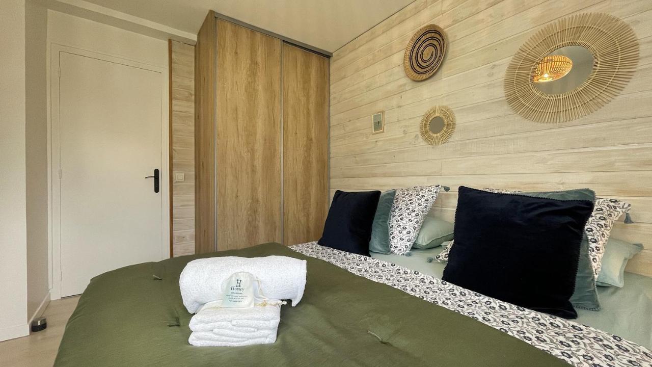 Homey Montaigne - New - A 1 Min A Pied Du D'annecy - 2 Balcons Prives - Avec 2 Chambres - Stationnement Gratuit Toute L'annee Sauf En Ete - Juin A Aout Apartment *