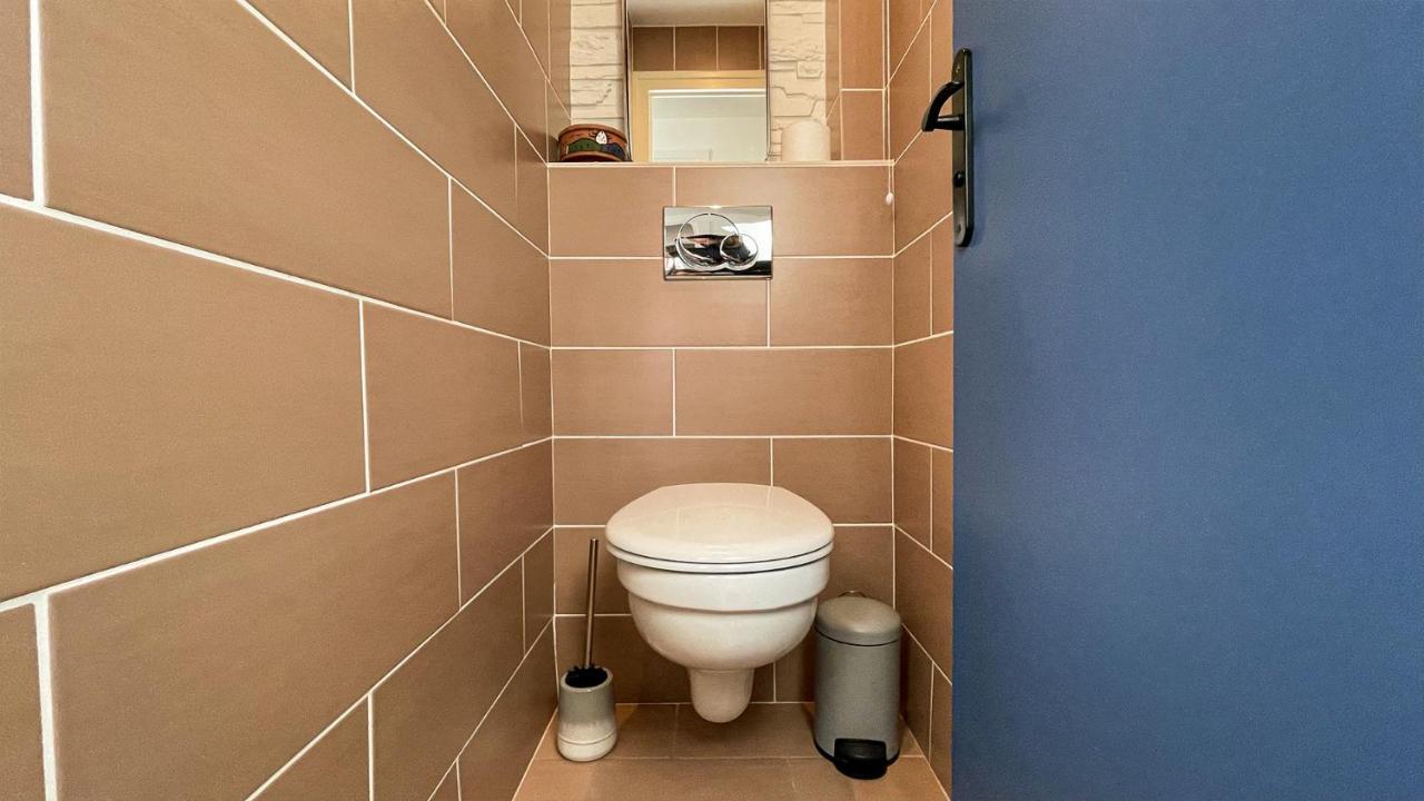 Homey Montaigne - New - A 1 Min A Pied Du D'annecy - 2 Balcons Prives - Avec 2 Chambres - Stationnement Gratuit Toute L'annee Sauf En Ete - Juin A Aout Annecy