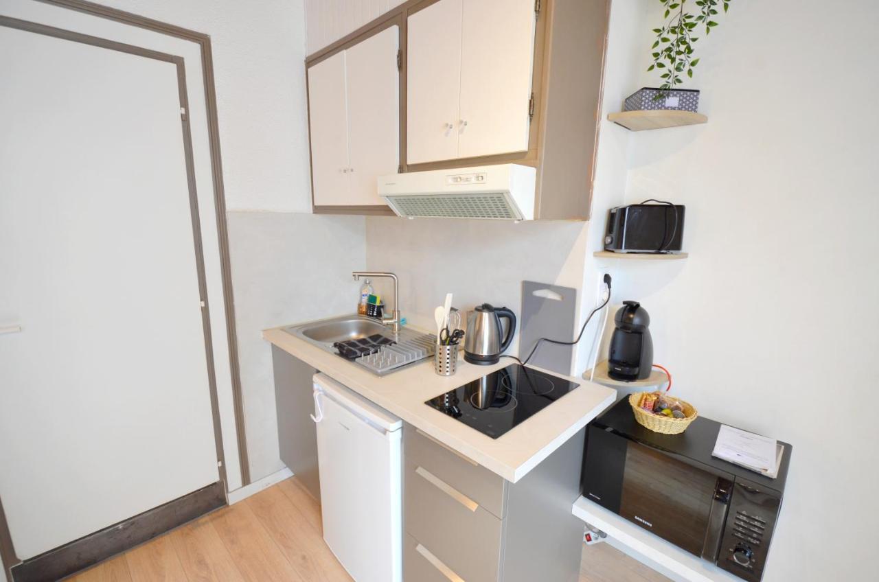 Apartment Studios *