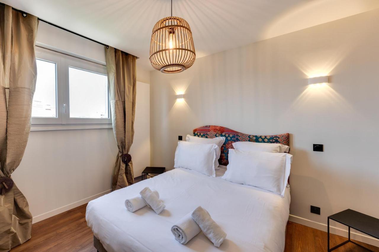 Modern And New In The Quiet Area Of Parmelan Apartment *