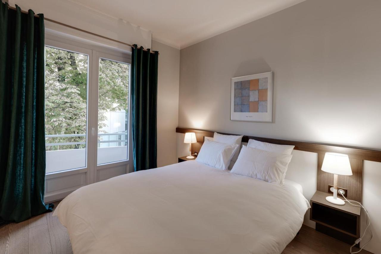 Le Sommeiller - For 2-4 People With Balcony In The Center