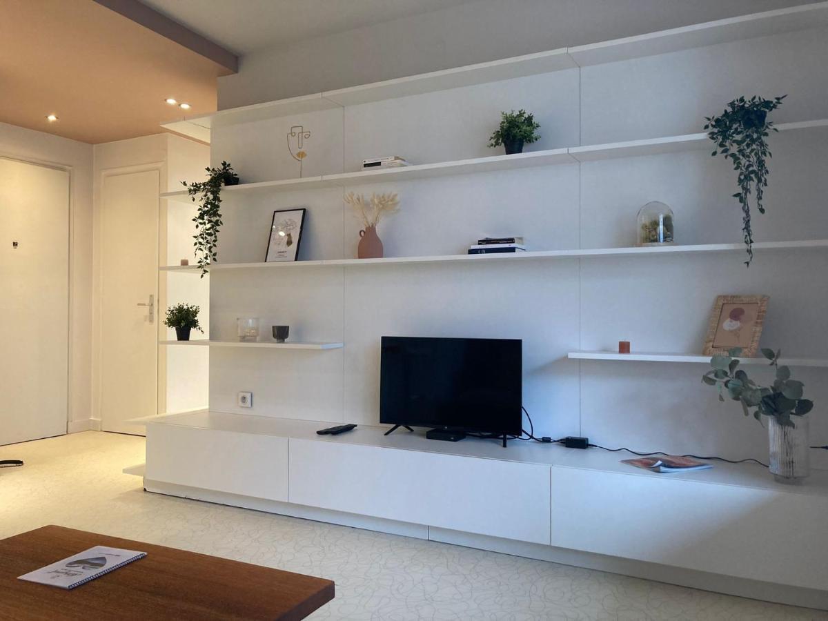 Apartment Le Lys D'or - Cosy Et Proche Lac, Balcon Terrasse Annecy