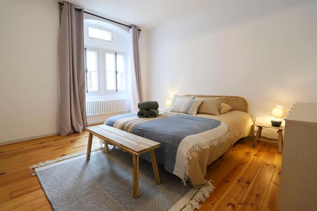 Le Thiou 3 Etoiles - & Authentique, Au Coeur De La Vieille Ville, Billard, 6 Personnes Annecy