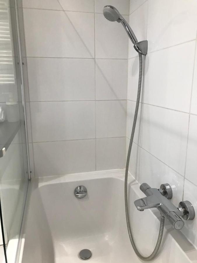 Apartment Le Lys D'or - Cosy Et Proche Lac, Balcon Terrasse Annecy