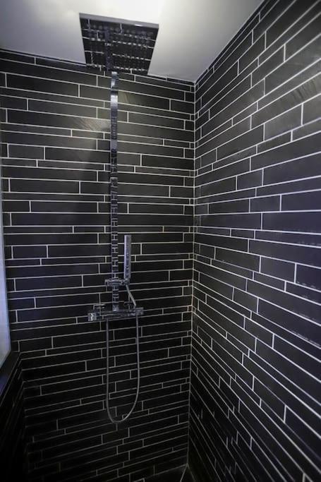 Le Thiou 3 Etoiles - & Authentique, Au Coeur De La Vieille Ville, Billard, 6 Personnes *