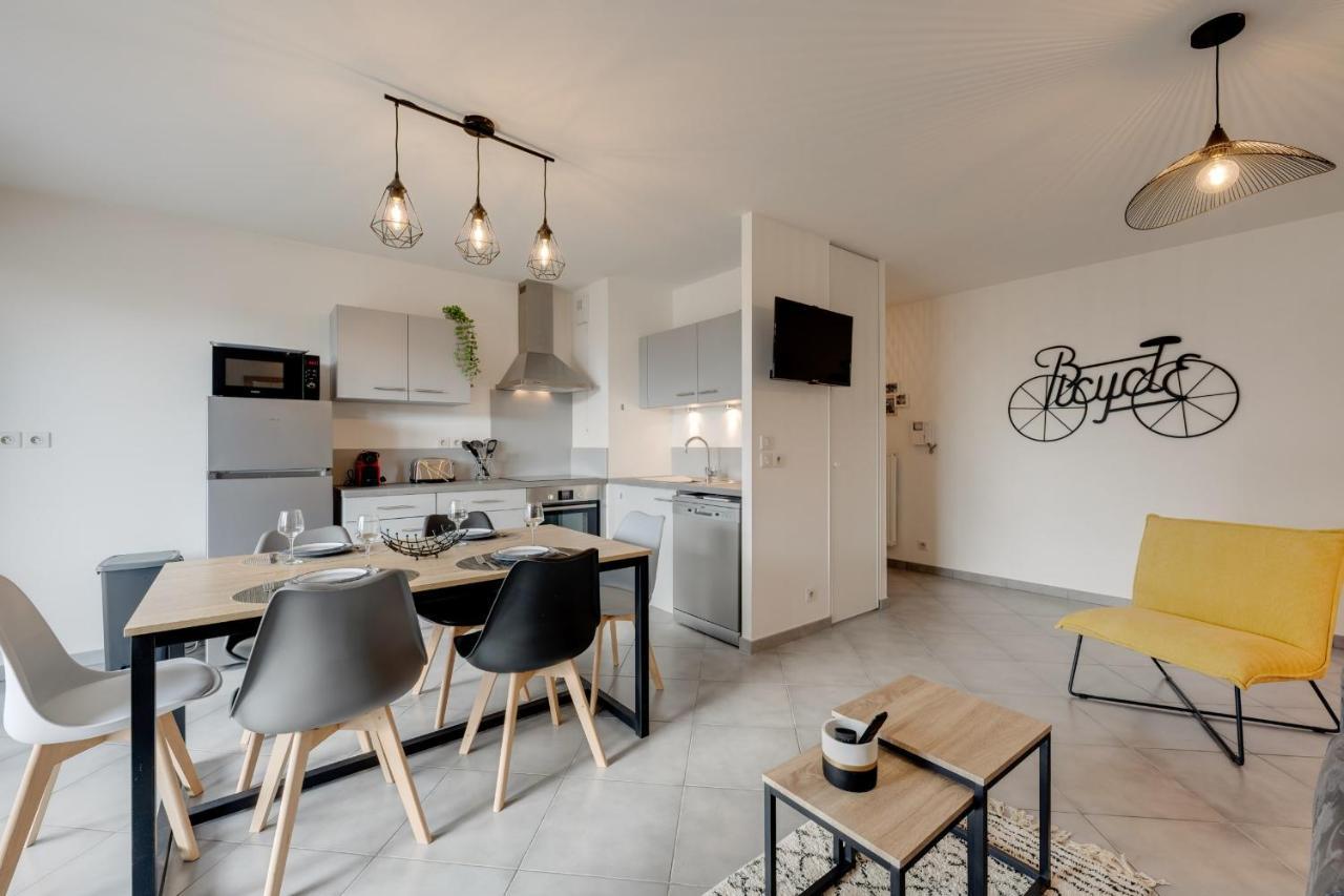 L'art De - 2 Bedroom Near The Center Terrace And Garage Annecy