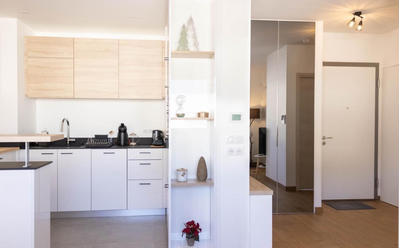 Le Sapinou, Proche & Vieille Ville, Garage Apartment *