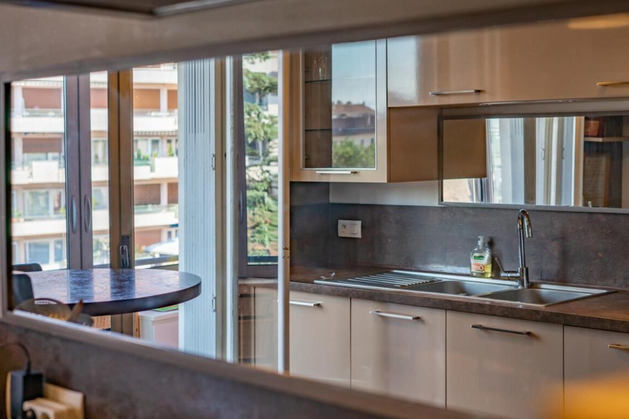 Apartment Beautiful In The Heart Of Town