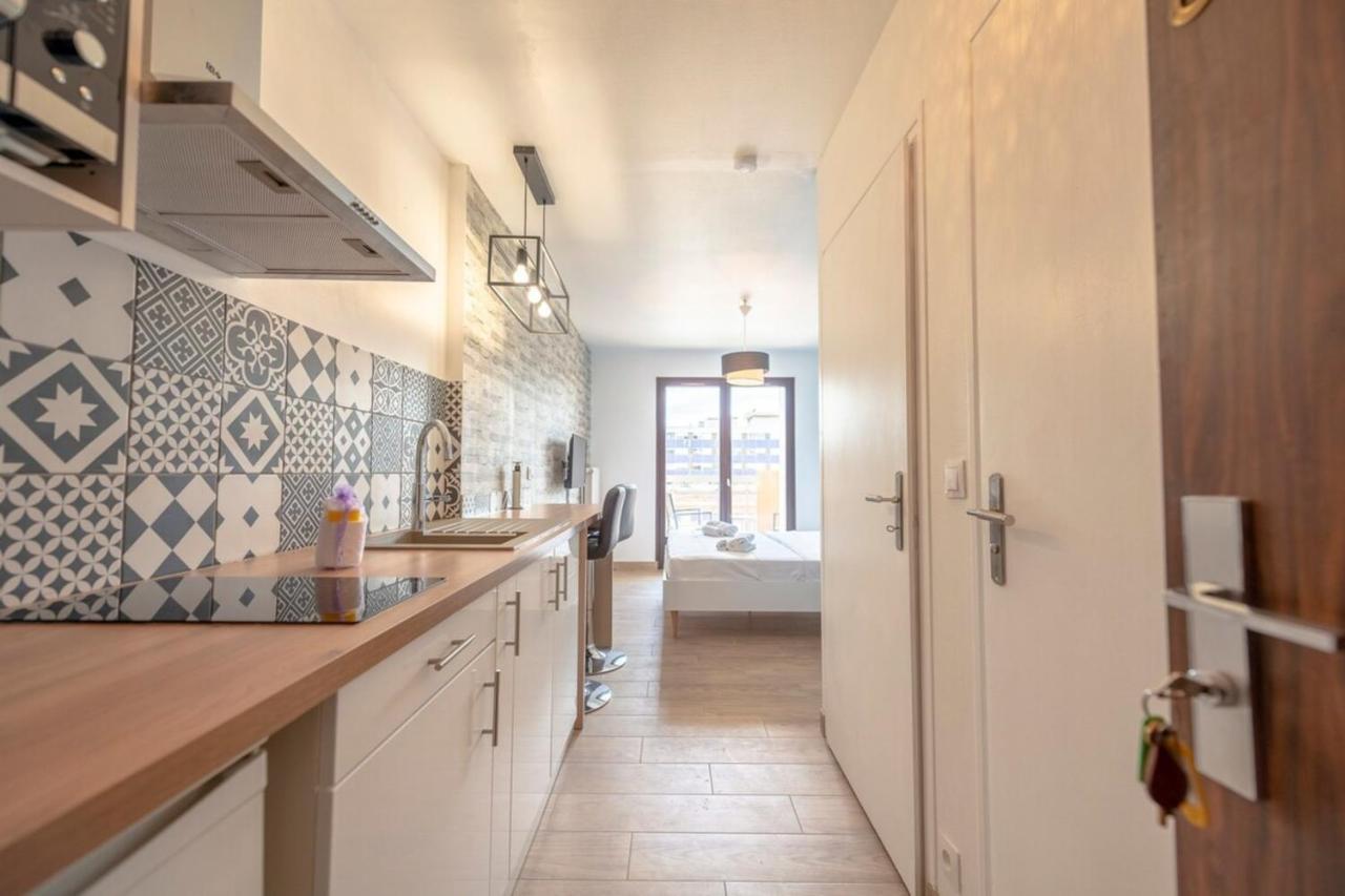 Studio For 2 People In Downtown