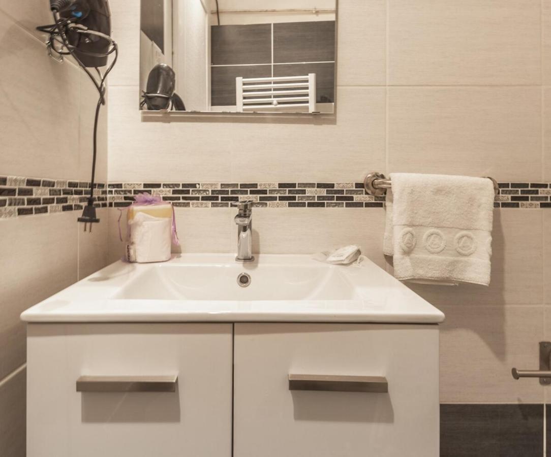 Studio For 2 Located In The City Center Apartment
