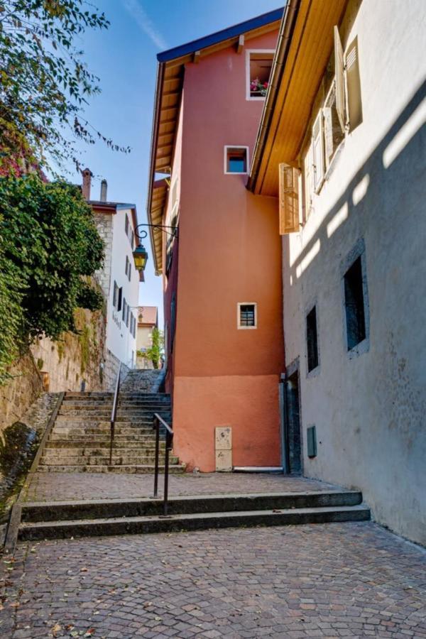 Escale Annecienne Furnished Flat