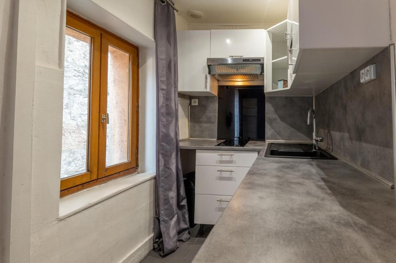 Apartment Studio For 2 Located In The City Center *