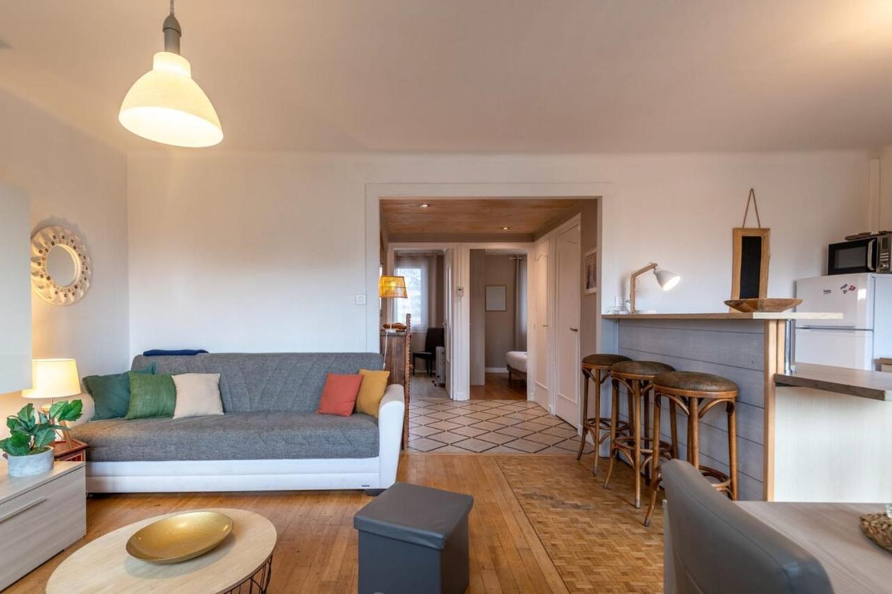 Petit Port Furnished Flat Apartment *