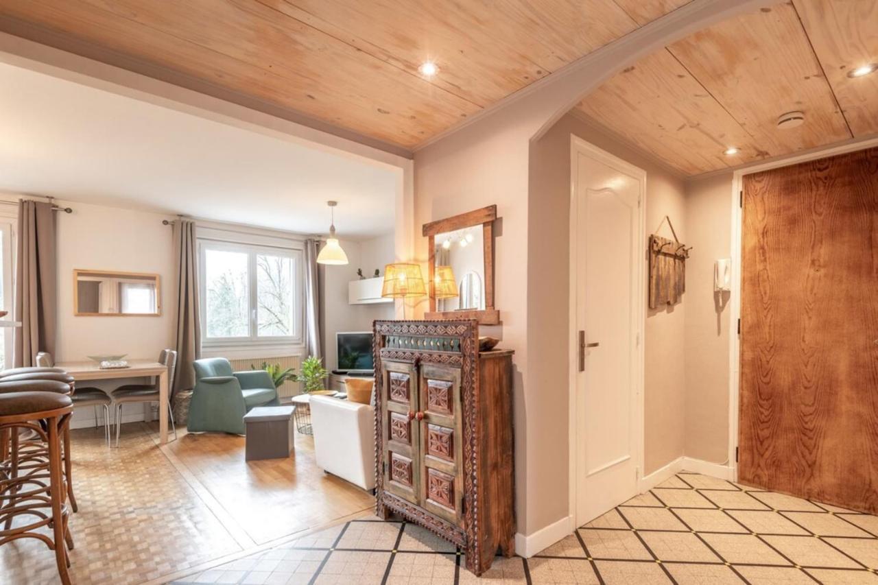 Petit Port Furnished Flat Apartment *