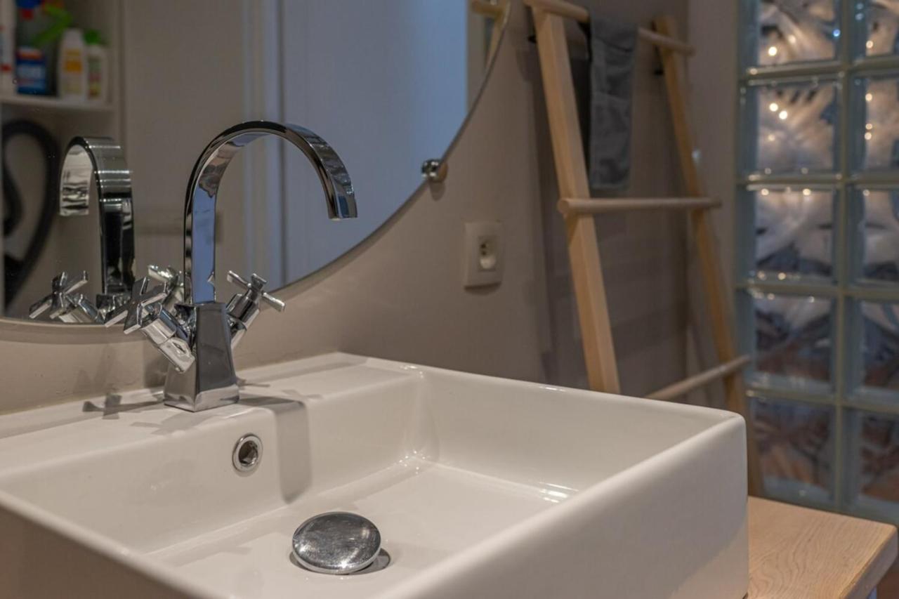 Authentique Furnished Flat *