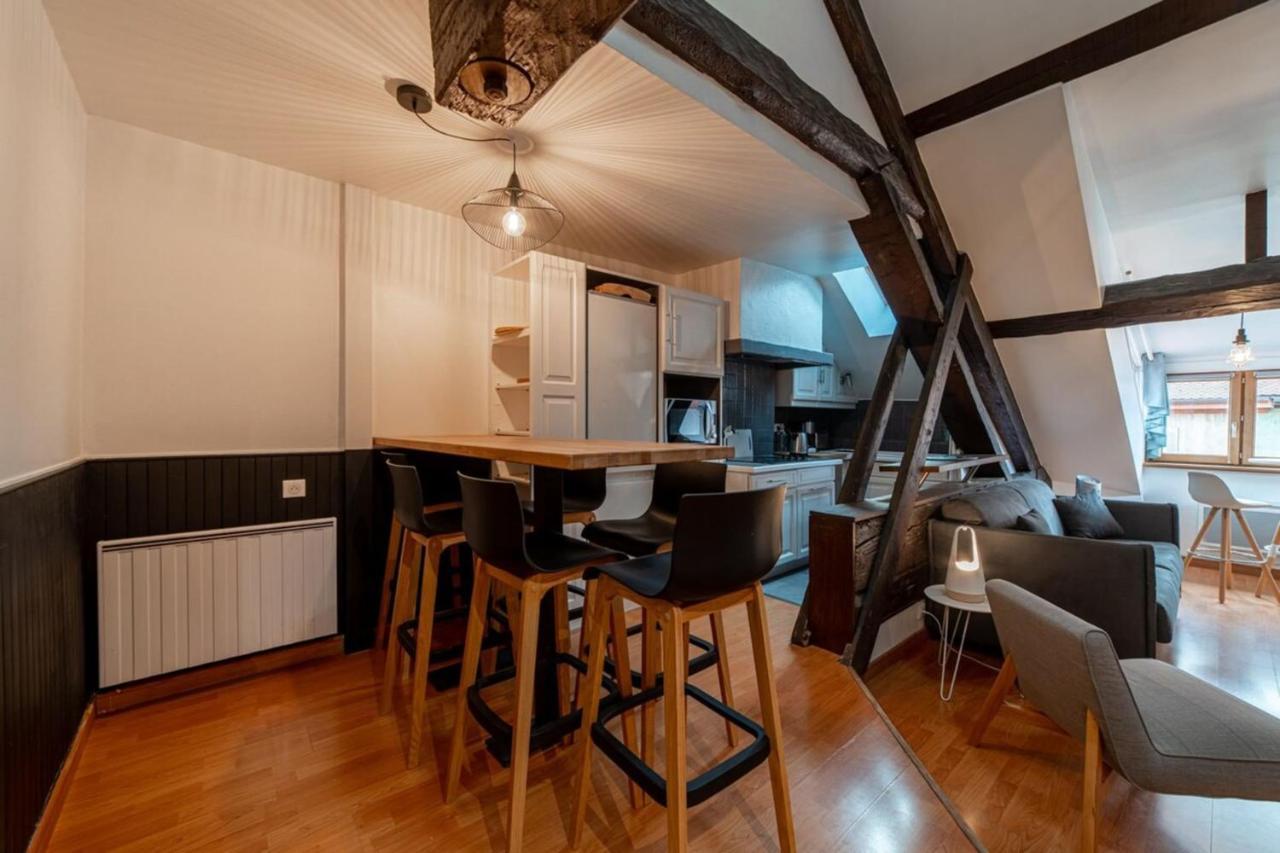 Authentique Furnished Flat *