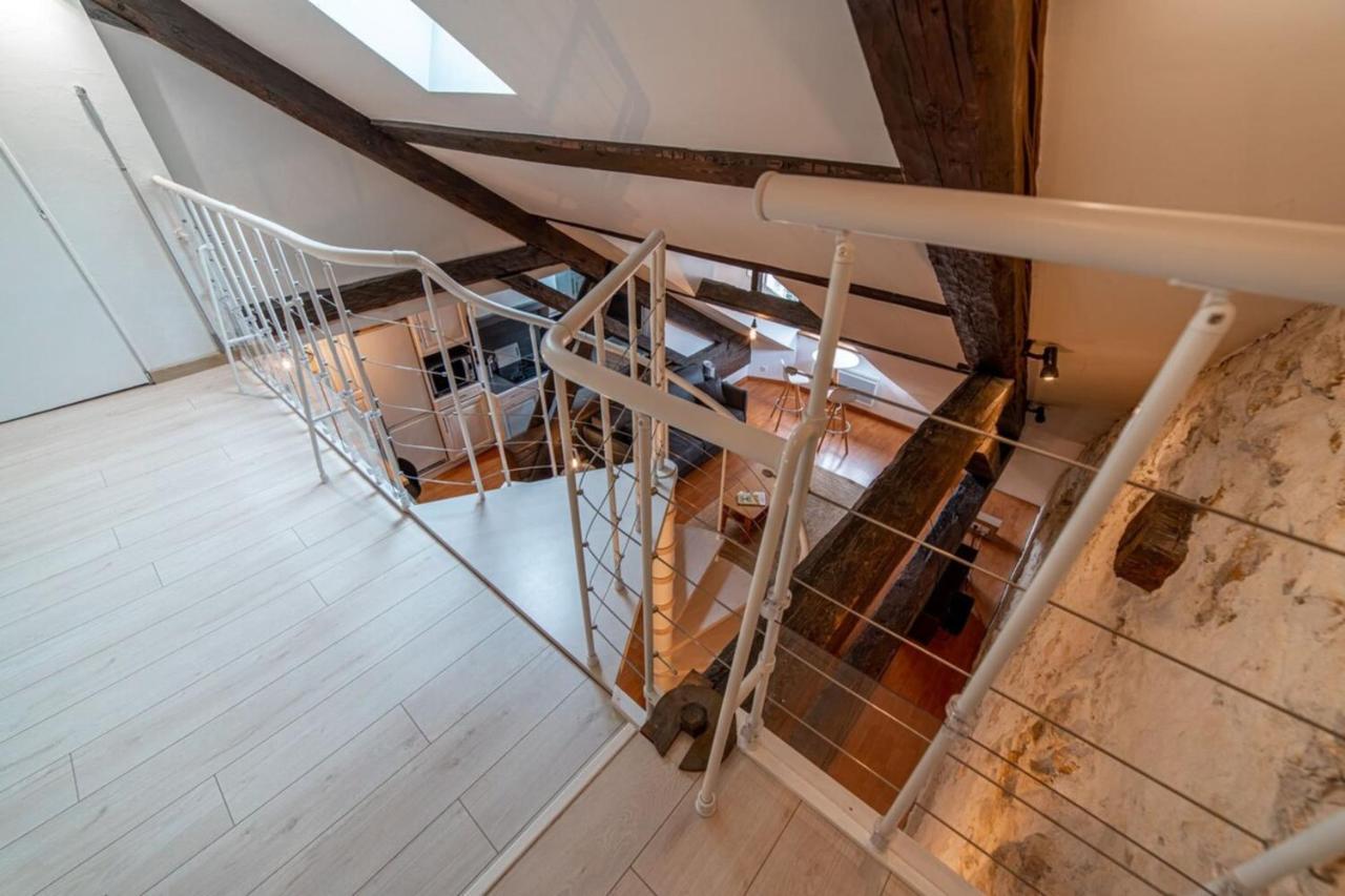 Apartment Authentique Furnished Flat Annecy