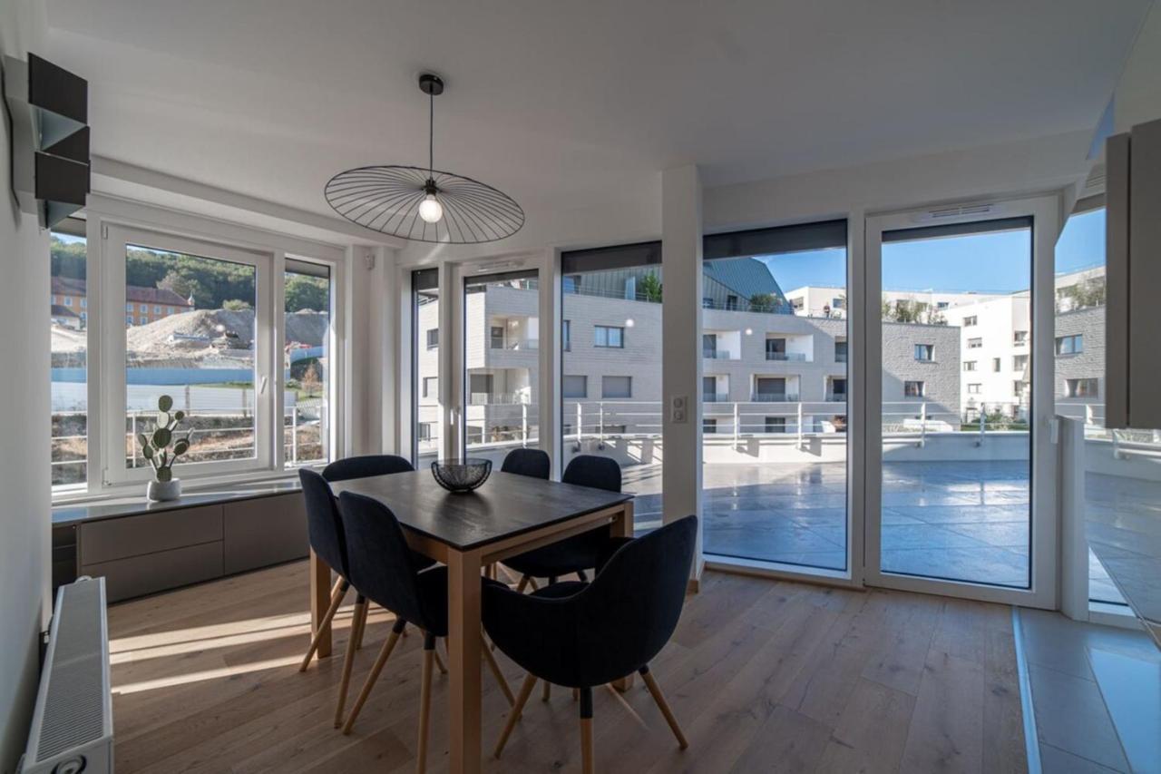 L'estrade Apartment