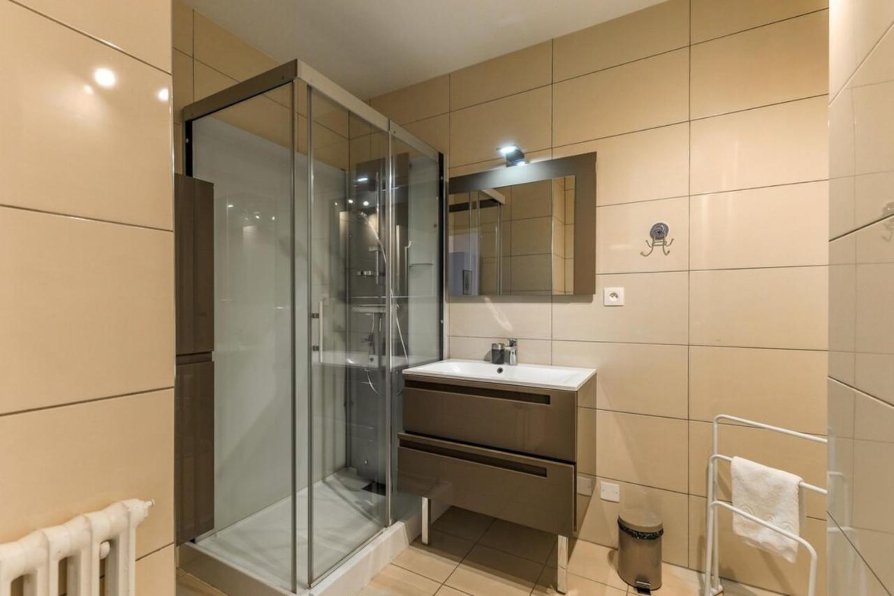 Furnished For 4 People In The Center Apartamento
