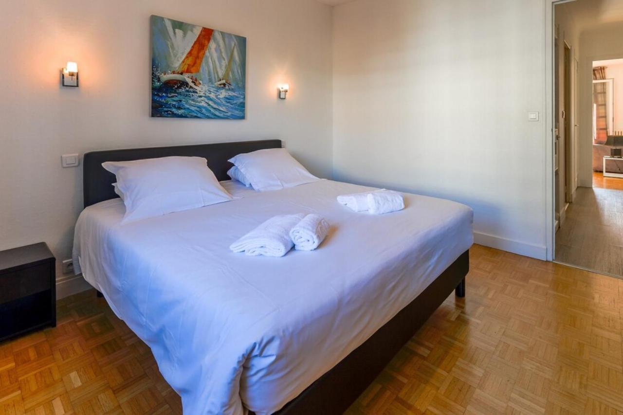 Furnished For 4 People In The Center