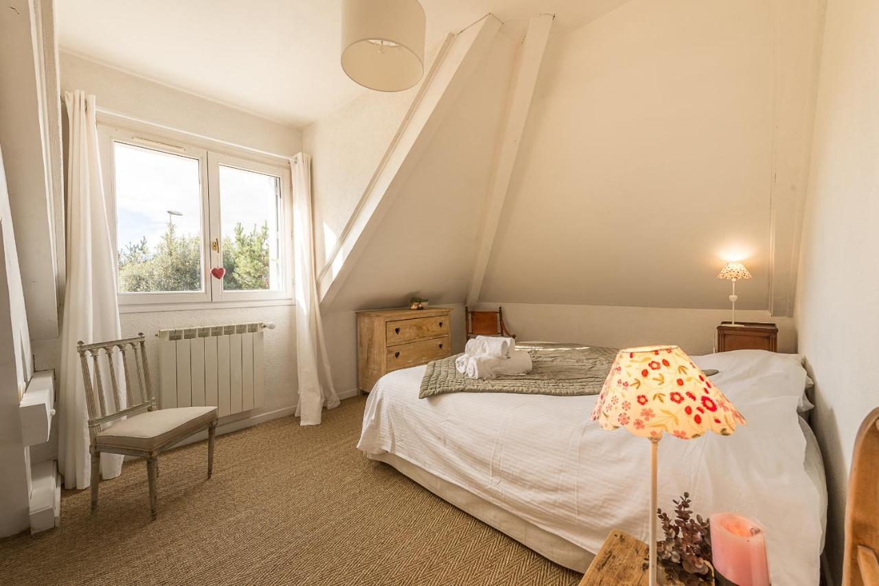 A Pied Au Lac: Spacious Family With Private Pool *