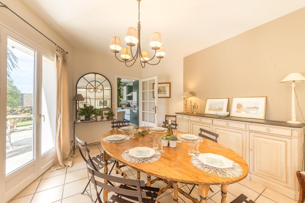 A Pied Au Lac: Spacious Family With Private Pool *
