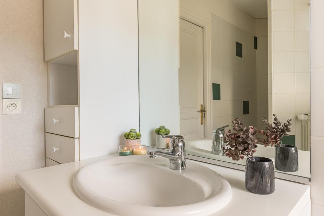 A Pied Au - Spacieuse De Famille 10pers, Piscine Privative By Lla Selections *