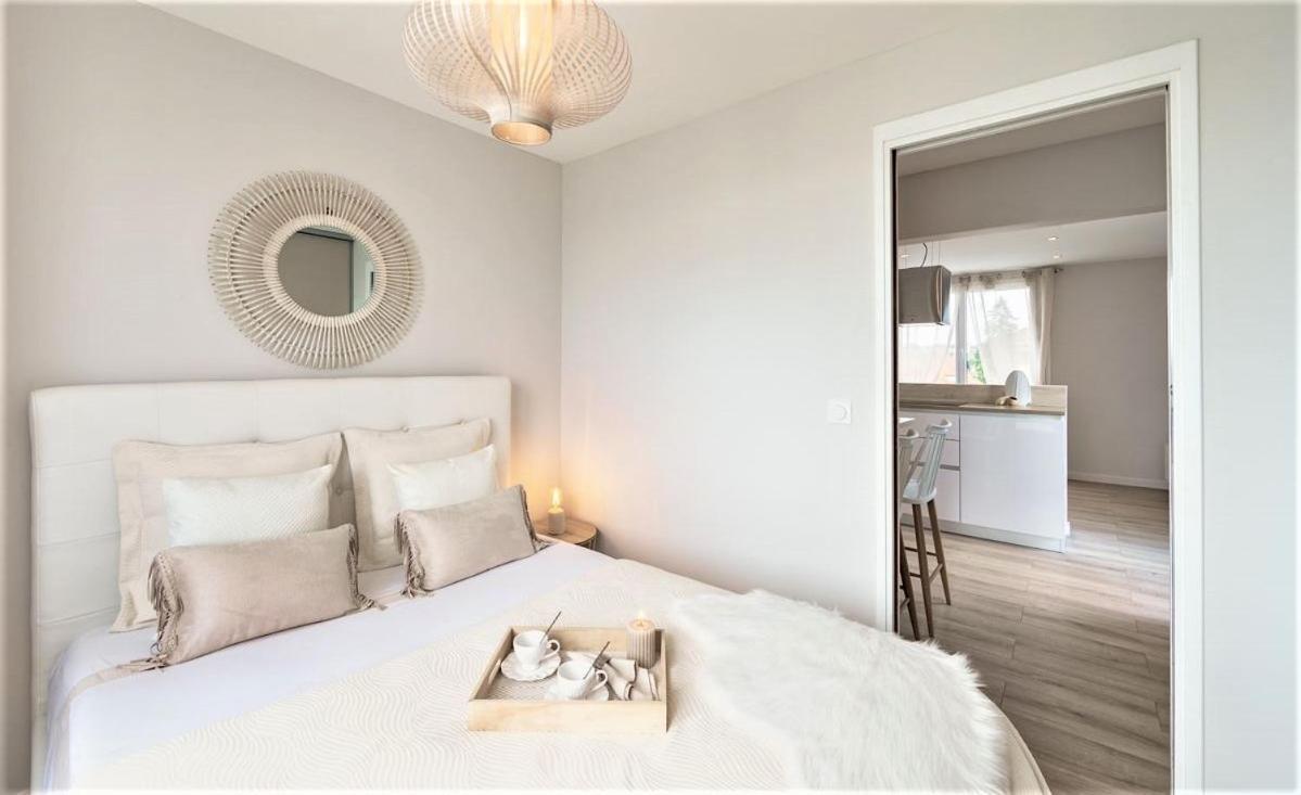 Le Golden A 5min Du Centre-ville Avec Parking Privatif Gratuit Apartment Annecy