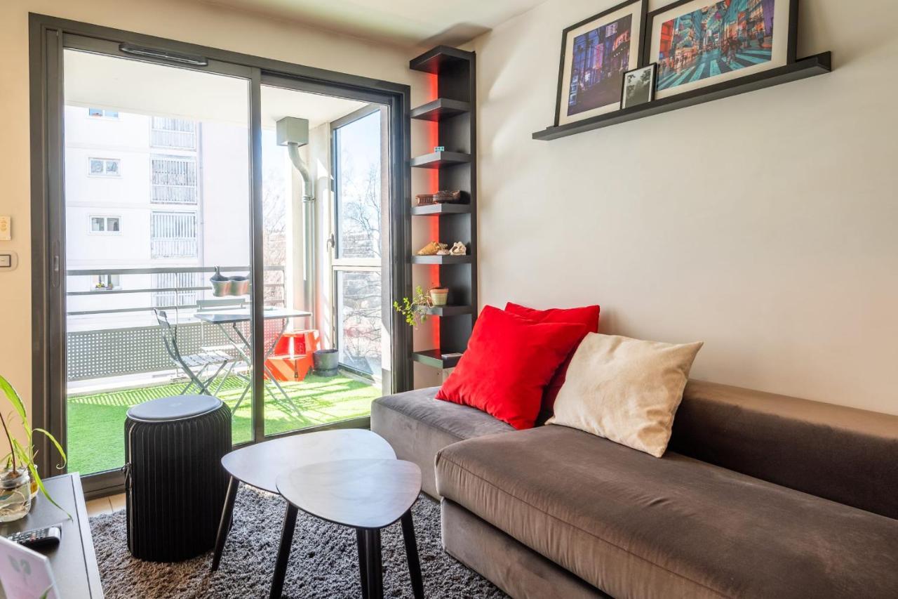 Apartment Maveria Furnished Flat