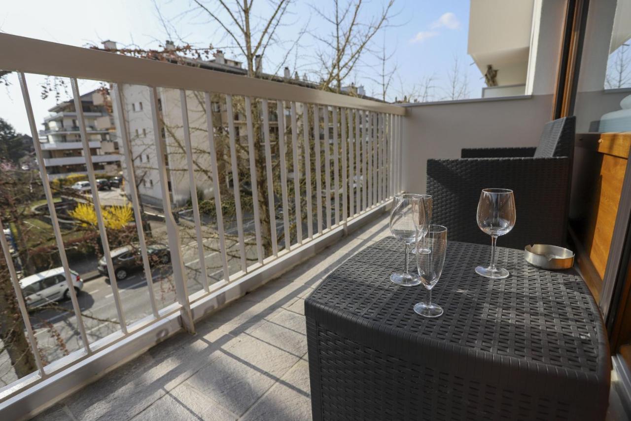 Apartment Azur Bleu 4 Etoiles Centre-ville Et Lumineux *