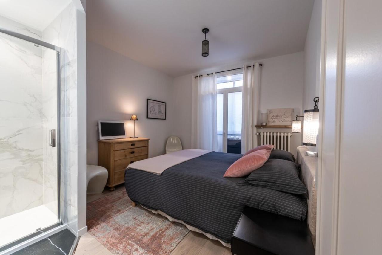 Luxurious Private Garage In The Heart Of * Annecy
