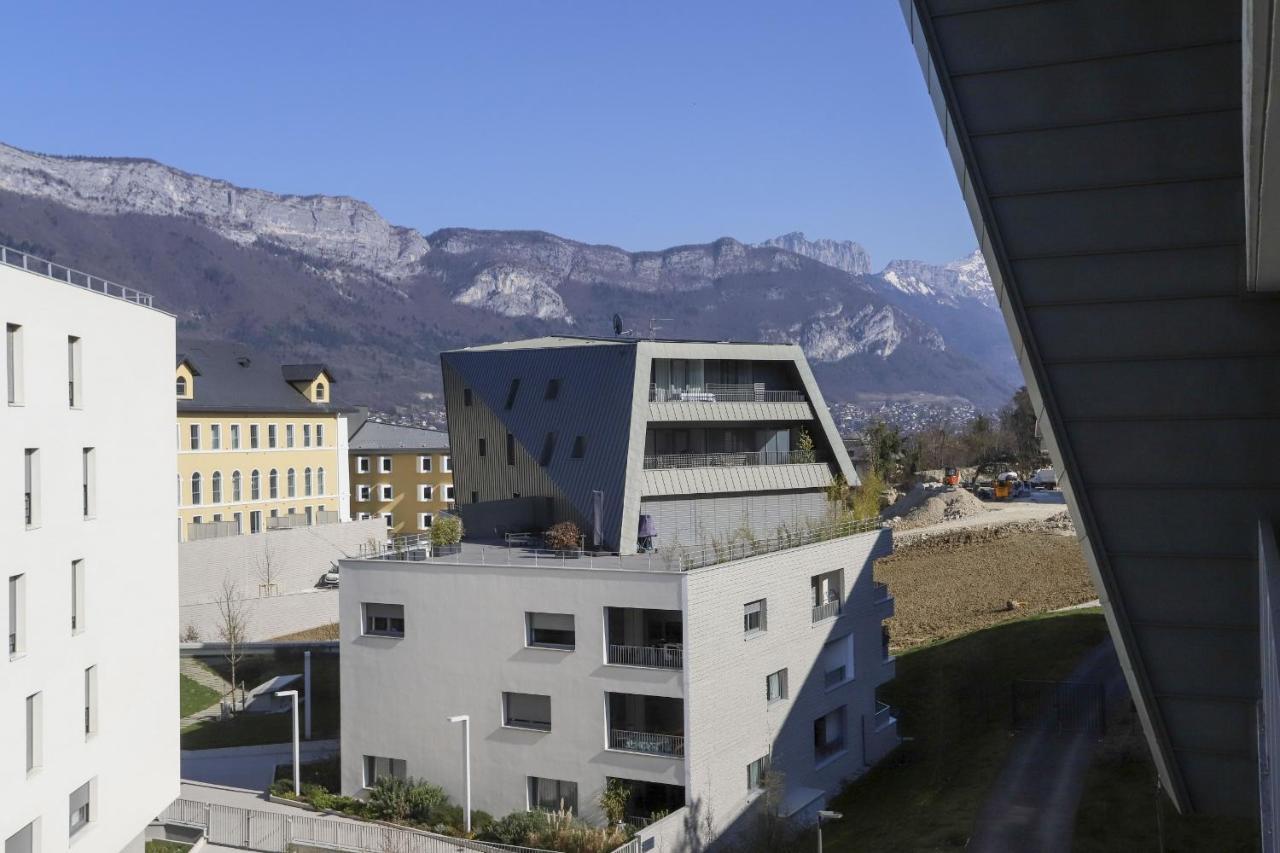 La Plume Vue 3 Etoiles - Garage Prive, Secteur Recherche, Moderne & Equipe, 6 Personnes Apartment