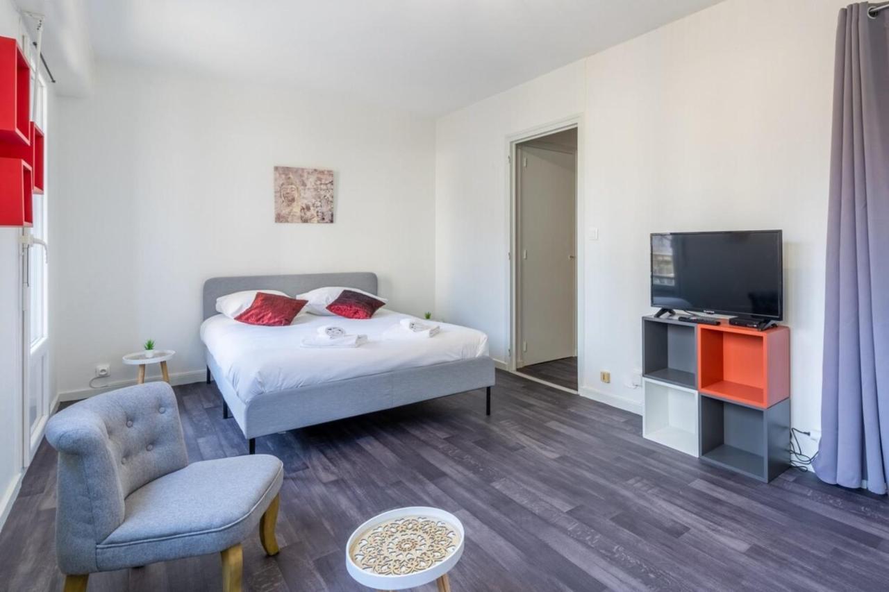 Genepi - Magnifique Studio A 2 Pas Du Lac Apartment Annecy