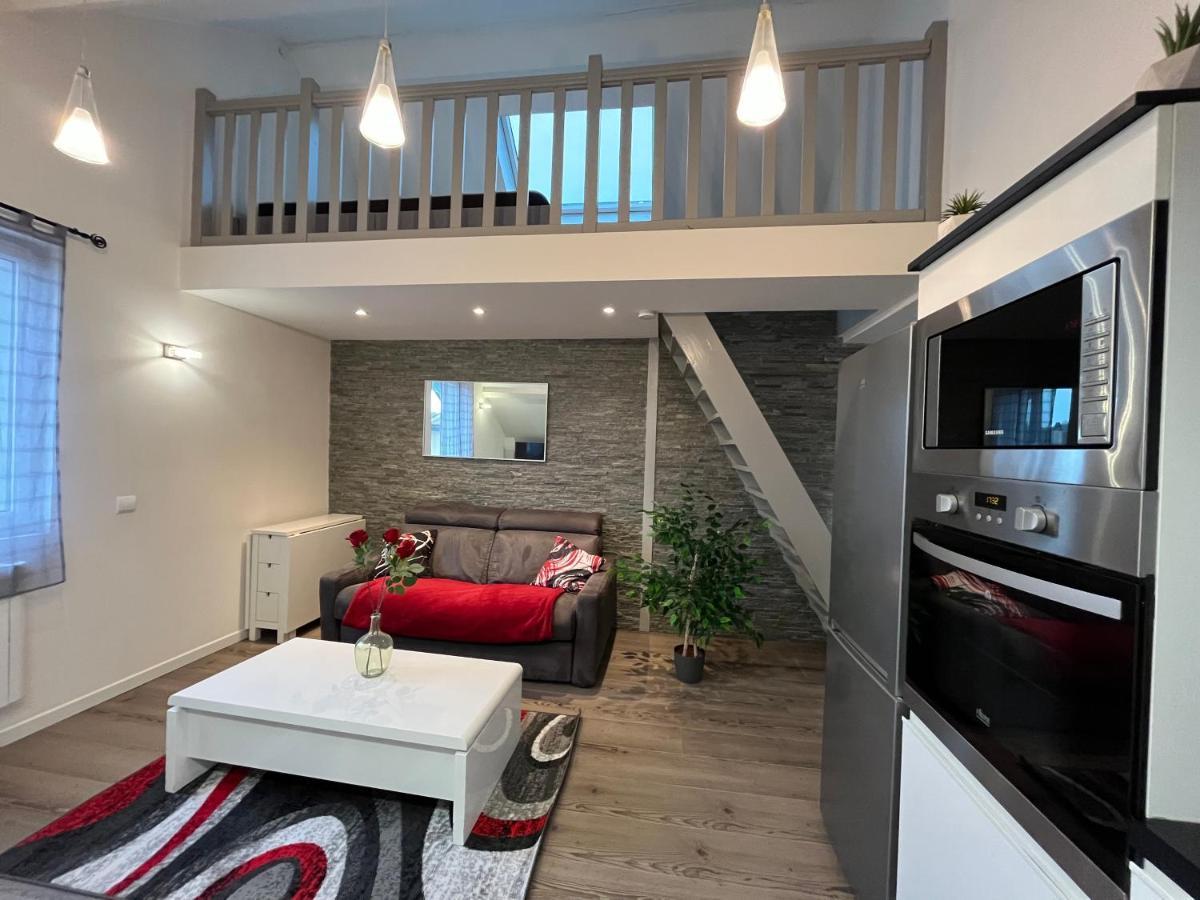 Le Red Loft à 5min Du Centre-ville Avec Parking Privatif Gratuit Appartement