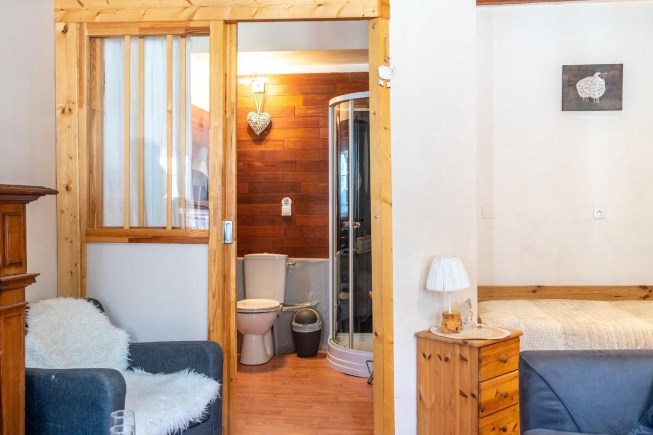Havre Urbain Furnished Flat * Annecy