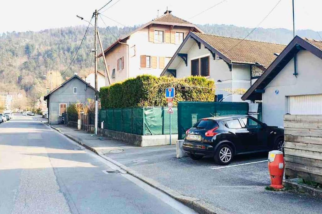 Le Red Loft à 5min Du Centre-ville Avec Parking Privatif Gratuit Appartement