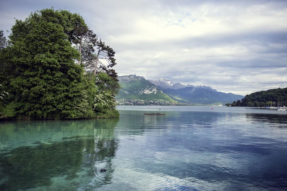 Hotel Greet Cran-gevrier By Accor Annecy