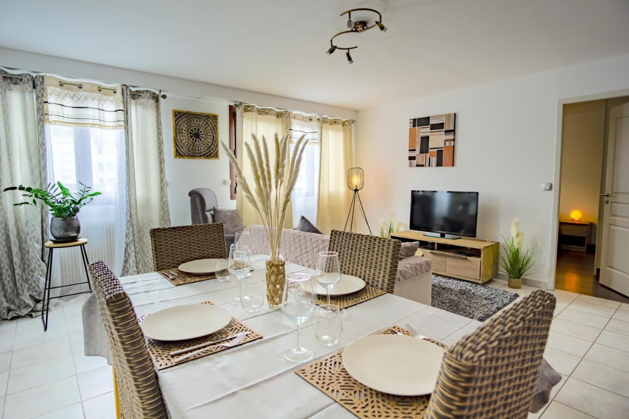 Superbe Avec Parking Gratuit Sur Place Appartement *