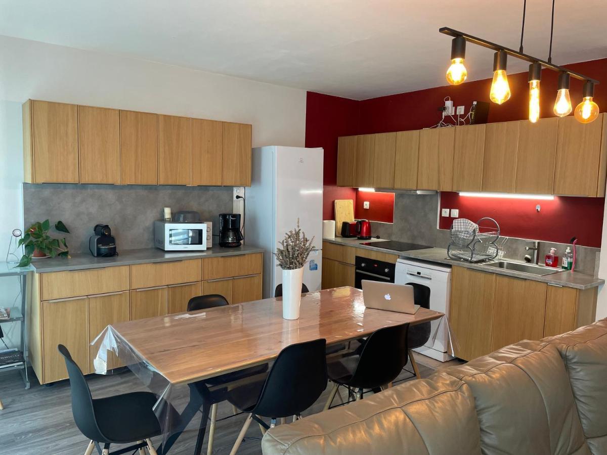 Nice Businessflat, Center, Free Parking, Business Or Holidays * Annecy