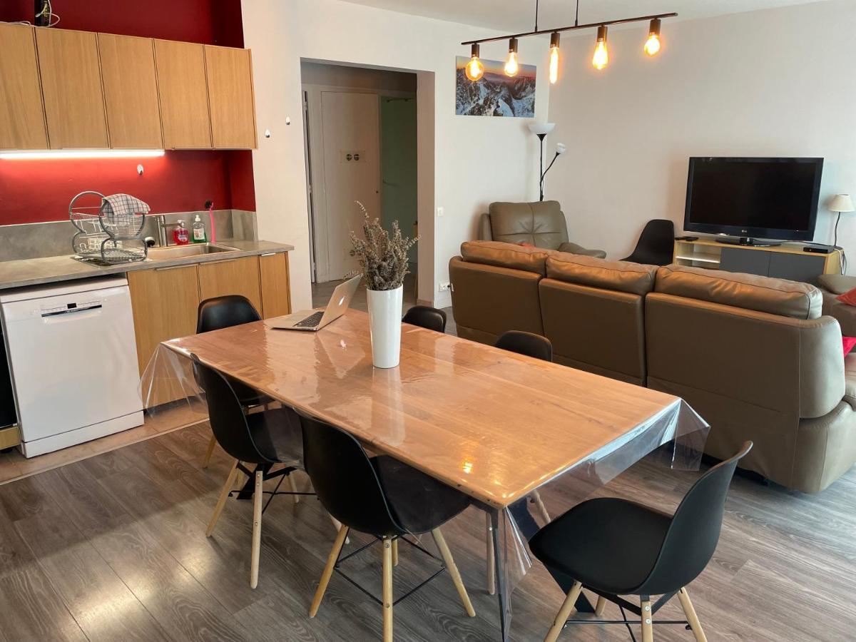 Nice Businessflat, Center, Free Parking, Business Or Holidays