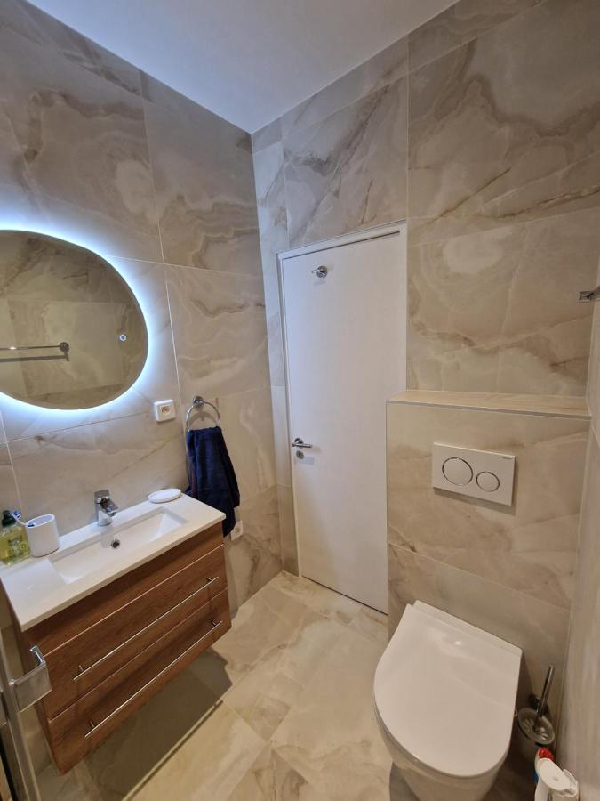 Elegant Flat In Old Town, 2 Mins Walk To Apartment Annecy