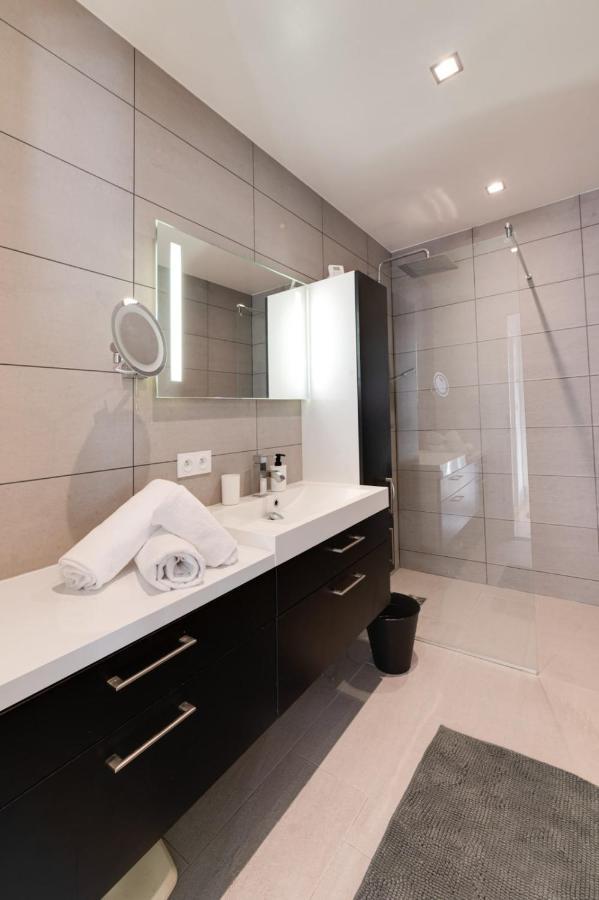 3 - 6 People With Wifi & Parking Apartment *