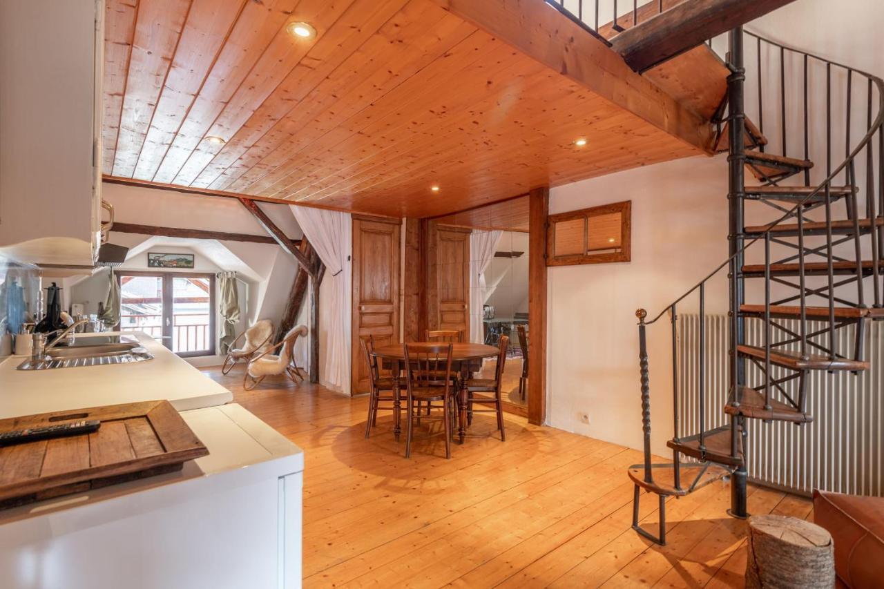 Douce Folie Annecienne Furnished Flat Apartment Annecy