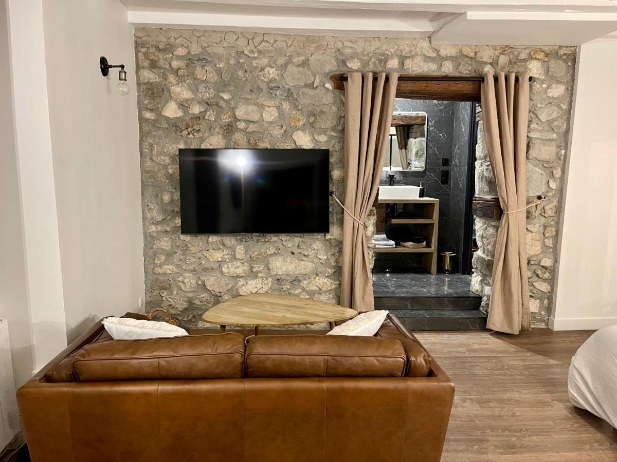 La Loge De Pierre Au Coeur De La Vieille D Annecy