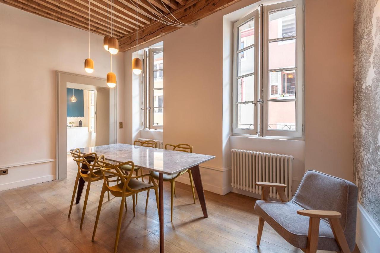 Geräumige Mit 4 Sternen Im Herzen Der Altstadt Apartment